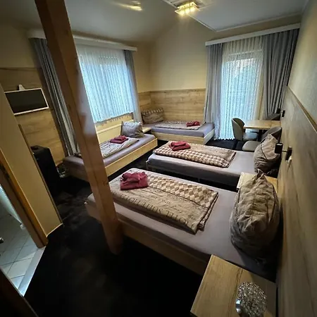 Hotel Pamina *